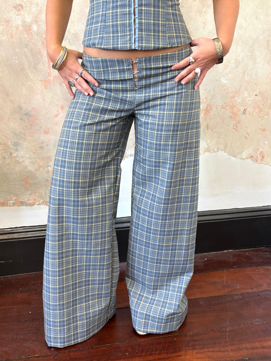 ‘Hooked’ pant